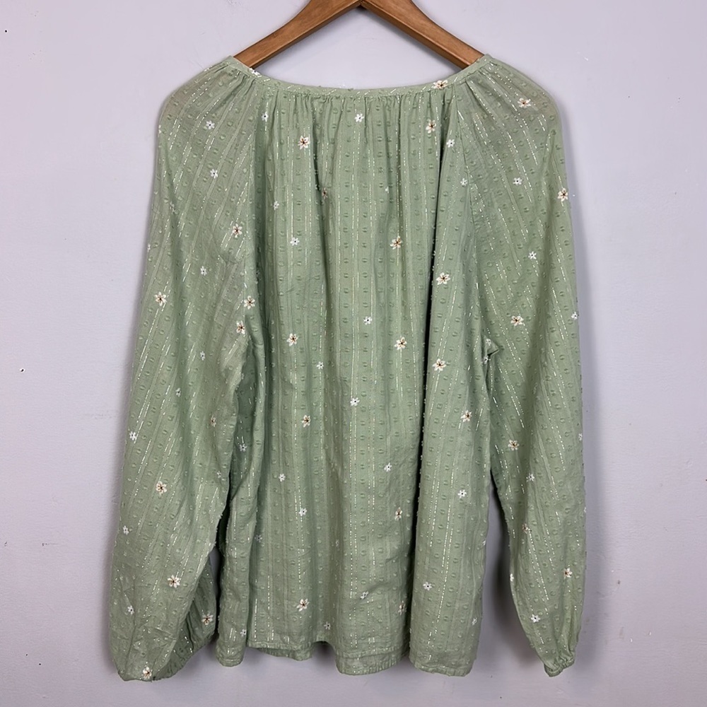 STYLE & CO Green Cotton Metallic ThreadTassel-Tie Peasant Top - Picture 6 of 7